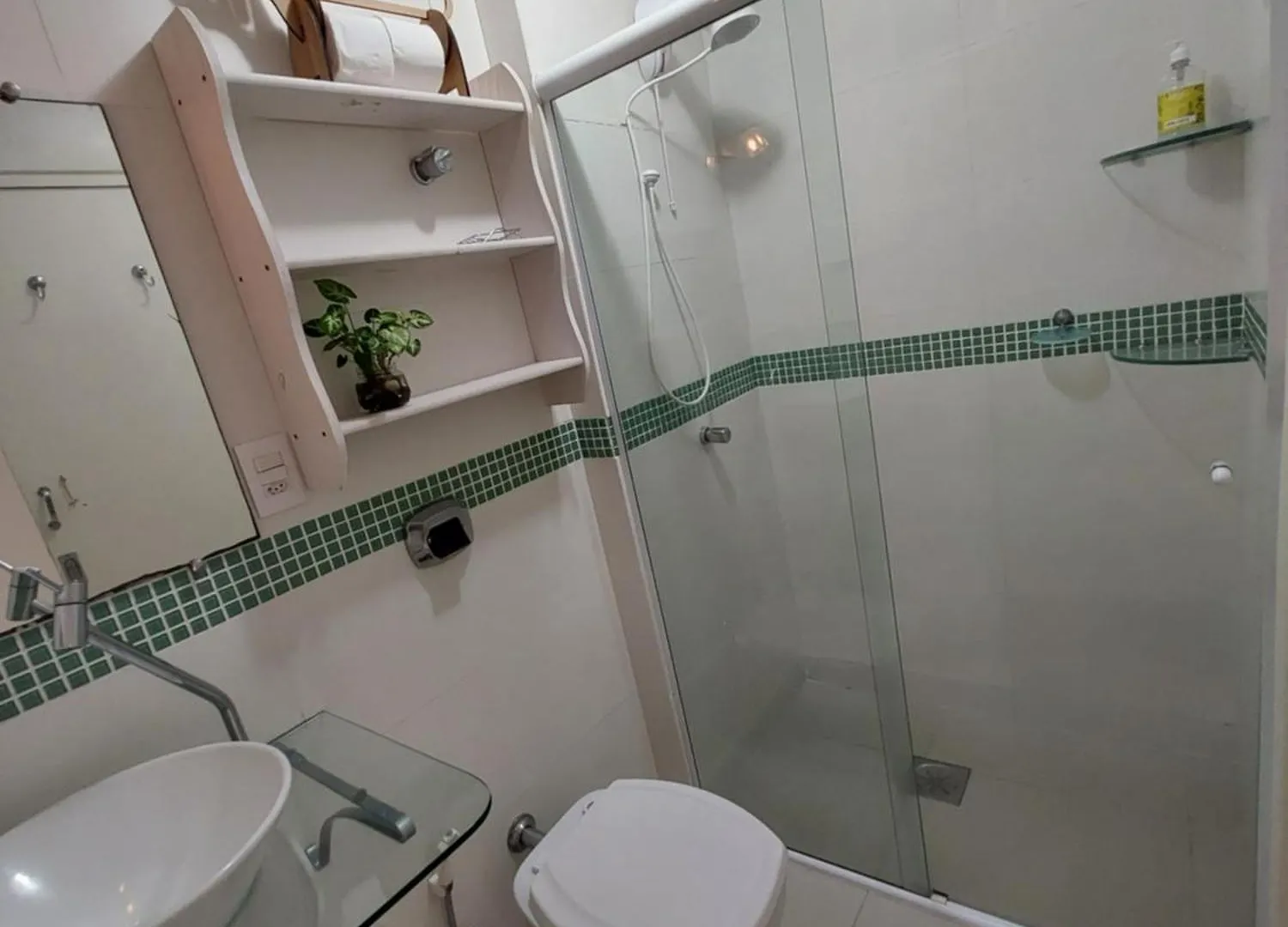 Apartamento Melhor Custo Beneficio No Centro 4 Pessoas, 2Q, Ar, Garagem, Cozinha Completa Florianópolis Brasil